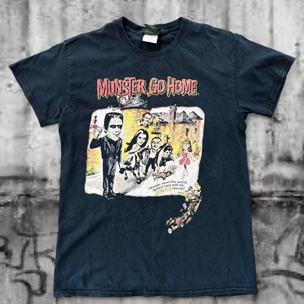 Vintage Munster, Go Home! T-Shirt – Rock Rebel x Universal Studios – Black – S